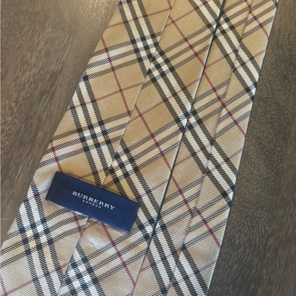 Burberry Classic Tan and Black Plaid Tie